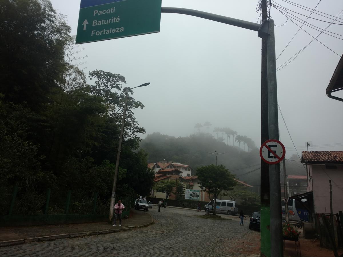 Lindo Chale No Centro De Guaramiranga Lägenhet Exteriör bild
